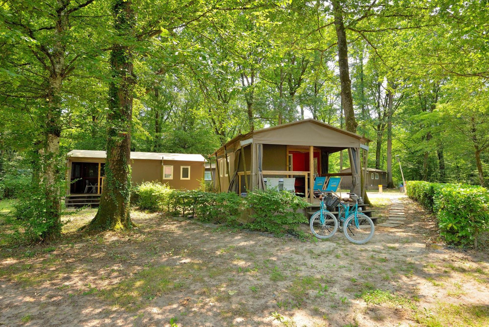 Combreux Camping Etang De La Vallee מראה חיצוני תמונה